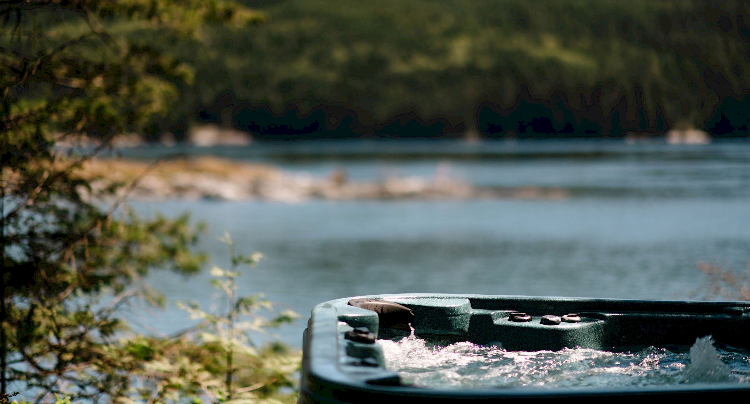 Yuculta Suite Hot Tub View