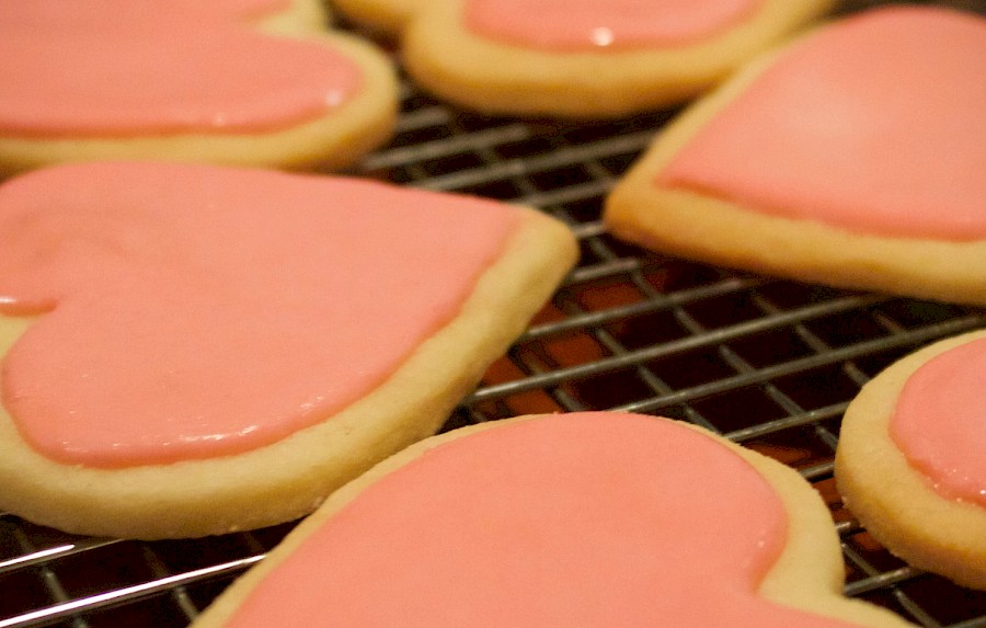 Sonora Resort Shortbread Cookies with Pink Icing