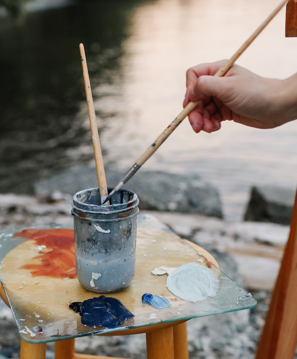 Sonora Resort - Artist In House - Fiona Dalrymple paints